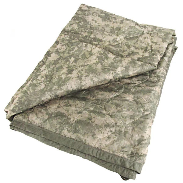 Universal Camouflage Pattern Poncho Liner (Woobie)